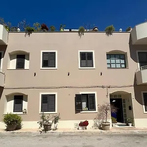 a-casa-di-sebina-tra-centromare.sicilyhotelsitaly.net/